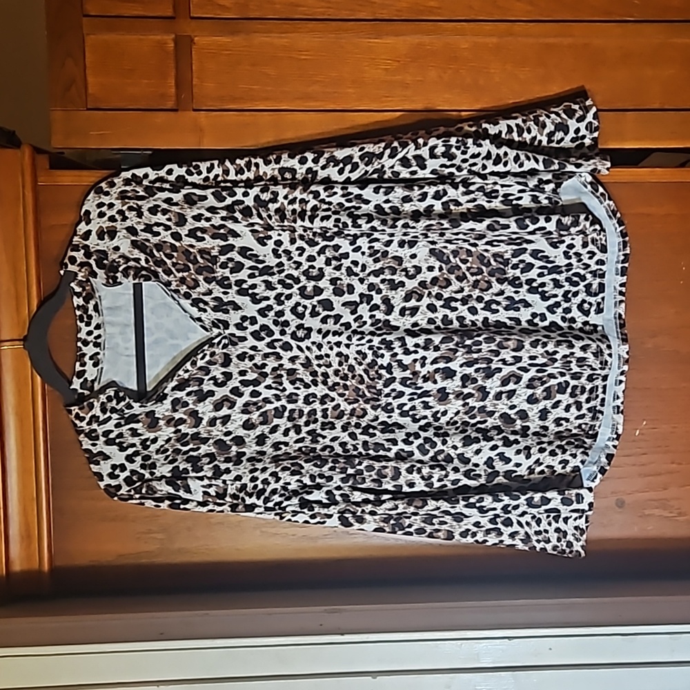 Leopard print long sleeve blouse Xlarge